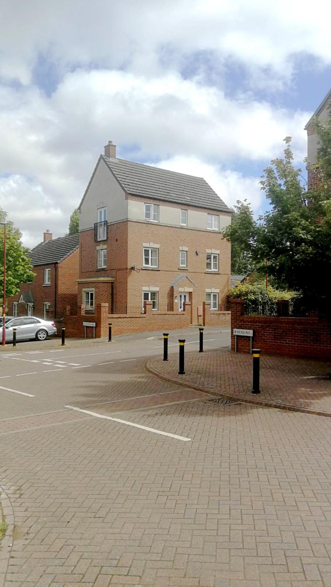 Large En-suite 10mins To Near Center Accommodatie bij particulieren